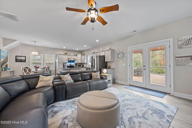 500 Everett Glades, Sneads Ferry, NC 28460