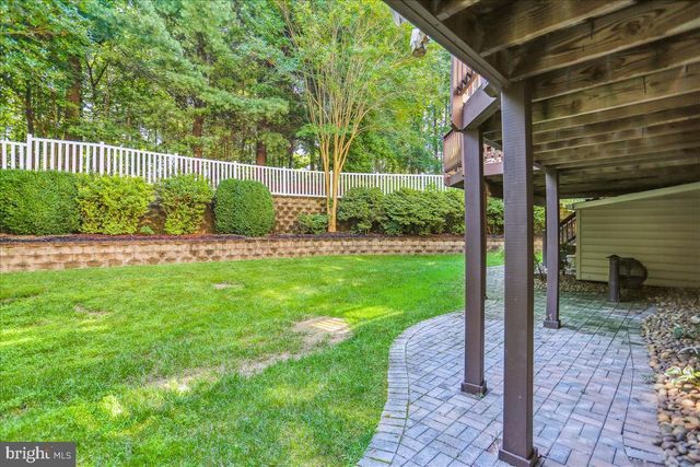 8931 FALLS FARM DR, Potomac, MD 20854