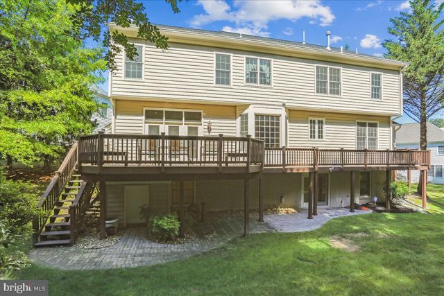 8931 FALLS FARM DR, Potomac, MD 20854