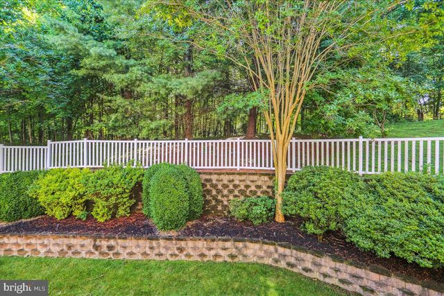 8931 FALLS FARM DR, Potomac, MD 20854