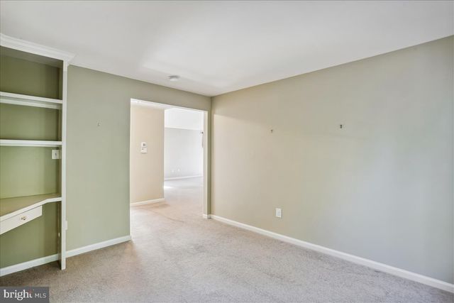 8931 FALLS FARM DR, Potomac, MD 20854