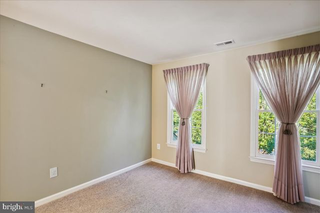 8931 FALLS FARM DR, Potomac, MD 20854