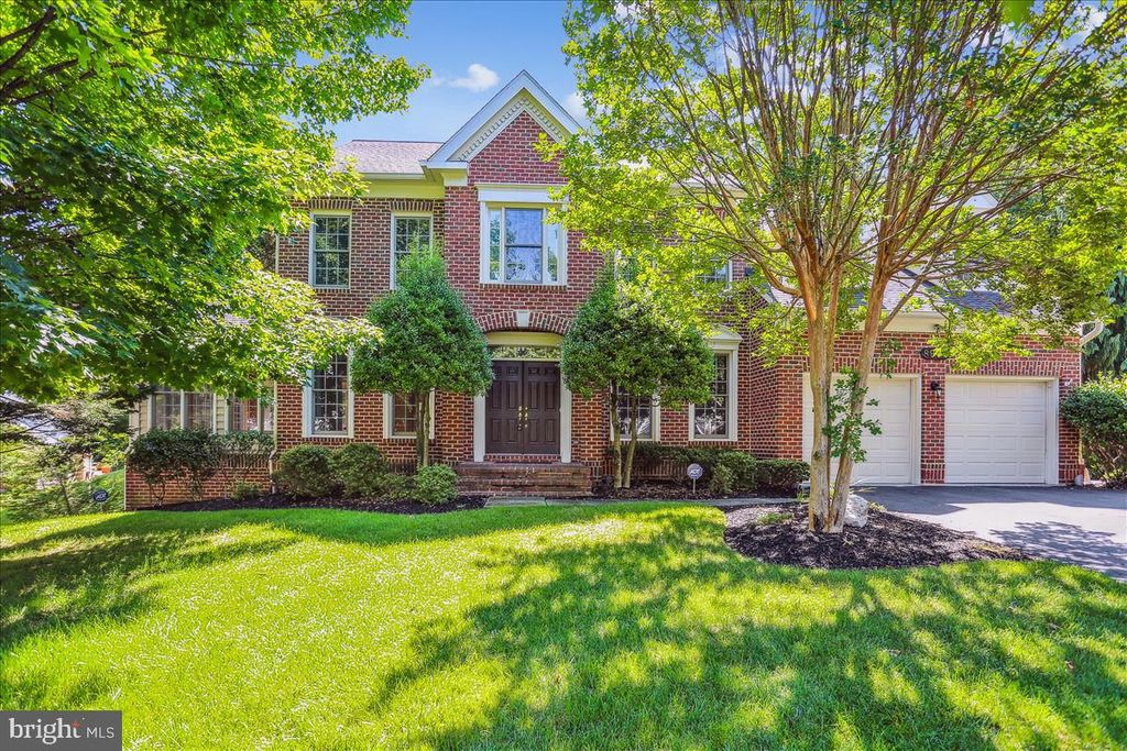 8931 FALLS FARM DR, Potomac, MD 20854