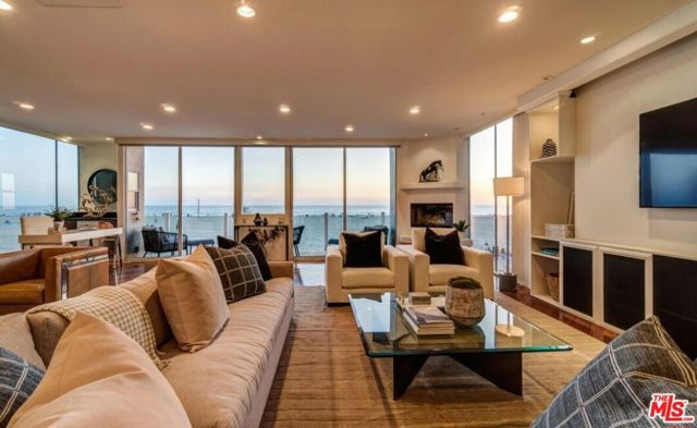 3711 Ocean Front Walk 2, Marina Del Rey, CA 90292