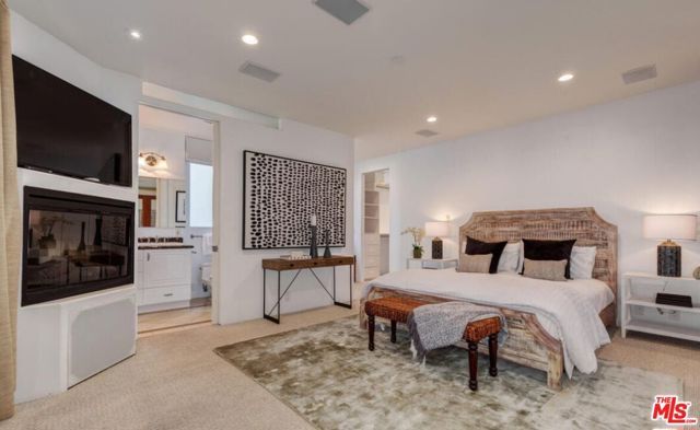 3711 Ocean Front Walk 2, Marina Del Rey, CA 90292