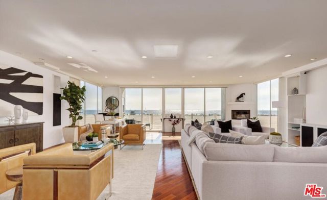 3711 Ocean Front Walk 2, Marina Del Rey, CA 90292