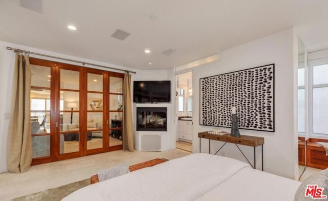 3711 Ocean Front Walk 2, Marina Del Rey, CA 90292