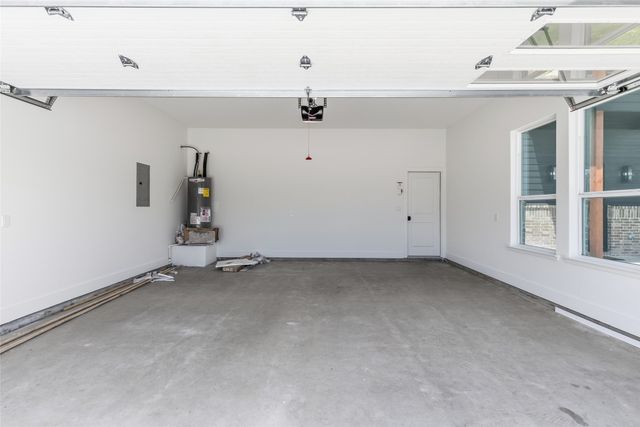 1500 Deer Trail, Commerce, TX 75428