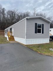 1406 A Hidden Valley Drive, Robinson Twp, PA 15019