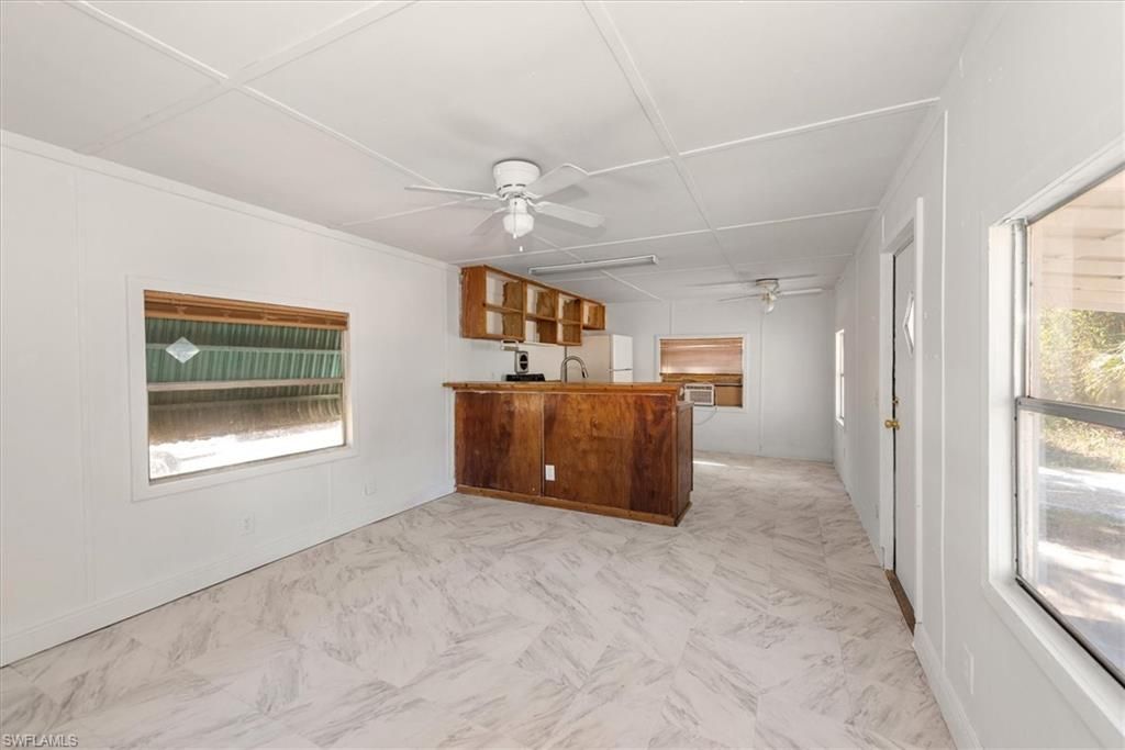 344-380 San Jose ST, NORTH FORT MYERS, FL 33903 — photo 4