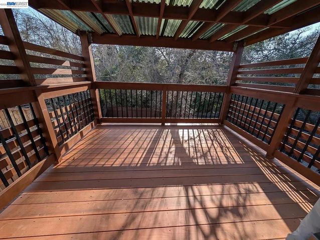 863 Palomino Dr, Pleasanton, CA 94566