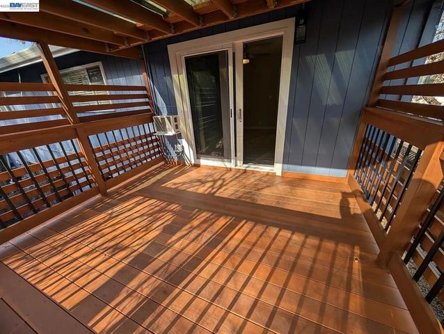 863 Palomino Dr, Pleasanton, CA 94566