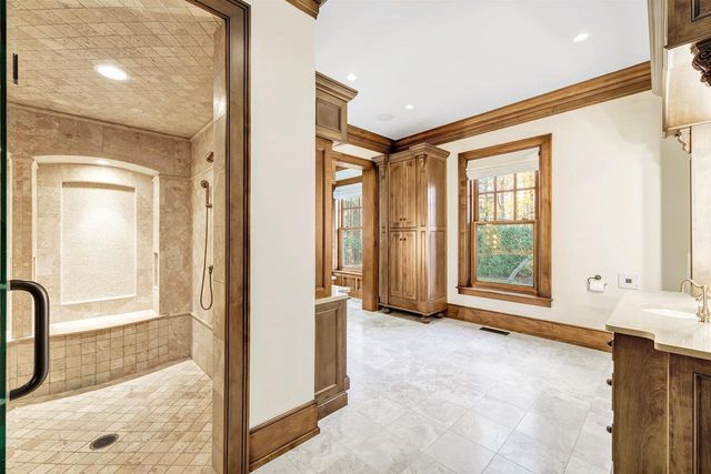 1250 THAYER TRAIL, Hobart, WI 54155