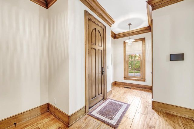 1250 THAYER TRAIL, Hobart, WI 54155