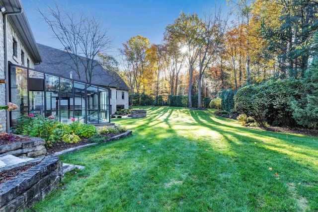 1250 THAYER TRAIL, Hobart, WI 54155