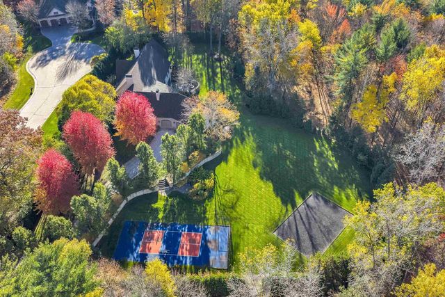 1250 THAYER TRAIL, Hobart, WI 54155