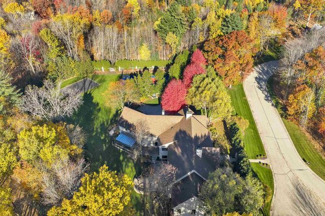 1250 THAYER TRAIL, Hobart, WI 54155