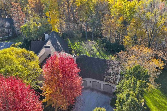 1250 THAYER TRAIL, Hobart, WI 54155