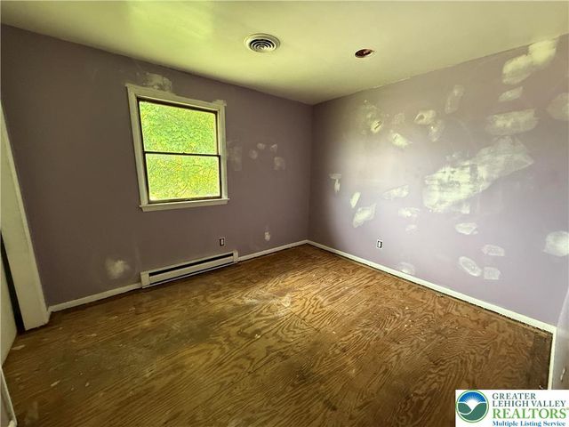 1047 Monroe Street, Freemansburg Boro, PA 18017