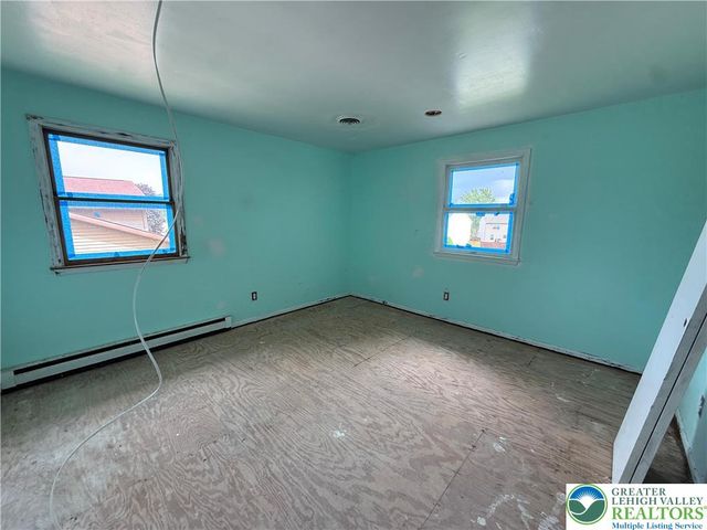 1047 Monroe Street, Freemansburg Boro, PA 18017
