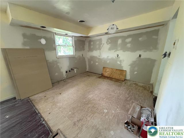 1047 Monroe Street, Freemansburg Boro, PA 18017