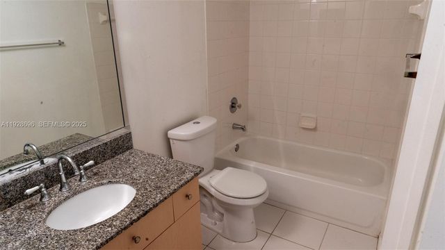 2406 Centergate Dr 201, Miramar, FL 33025
