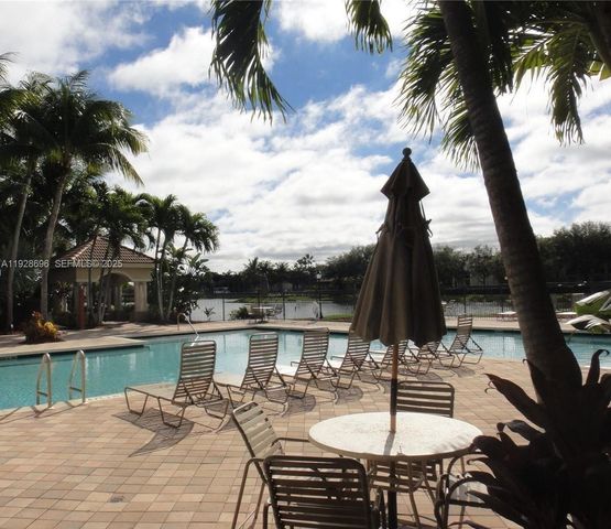 2406 Centergate Dr 201, Miramar, FL 33025