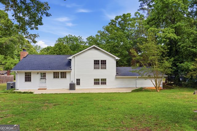 54 Stonewood Forest, Toccoa, GA 30577