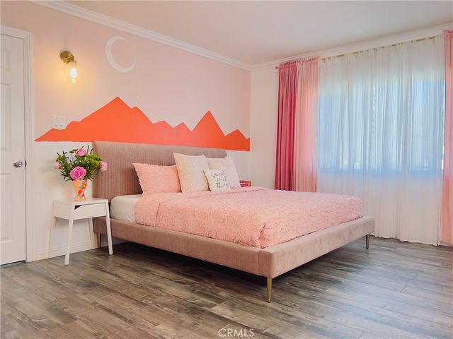 1331 S Sunrise Way, Palm Springs, CA 92264