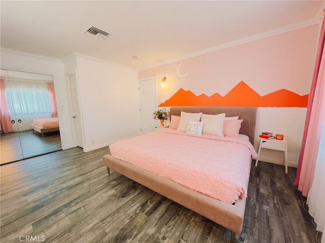 1331 S Sunrise Way, Palm Springs, CA 92264