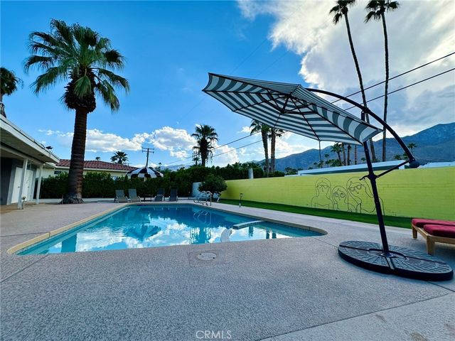 1331 S Sunrise Way, Palm Springs, CA 92264