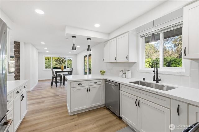 5301 76th Place NE, Marysville, WA 98270