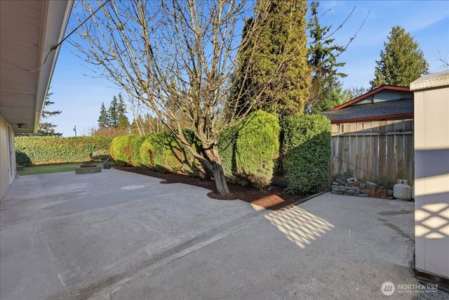 5301 76th Place NE, Marysville, WA 98270