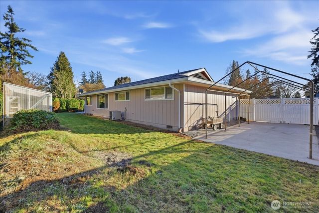 5301 76th Place NE, Marysville, WA 98270