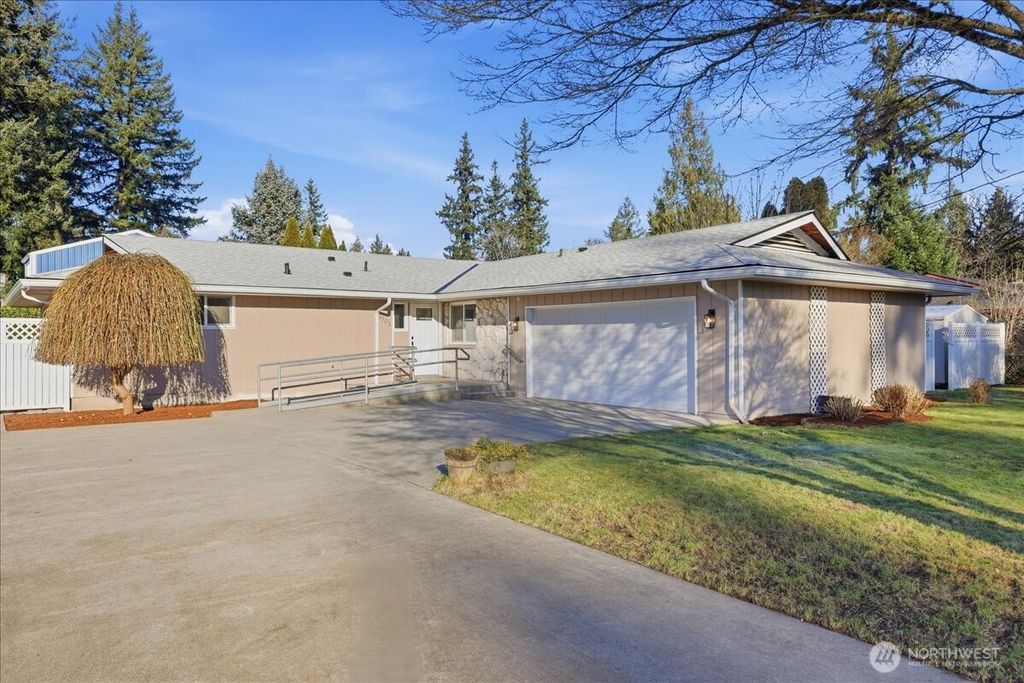 5301 76th Place NE, Marysville, WA 98270