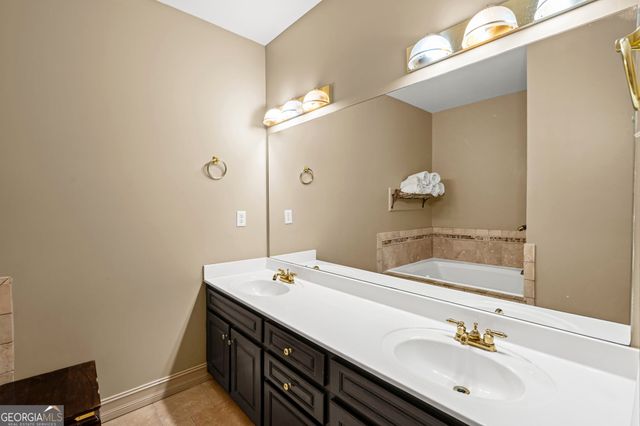 4825 Winding Rose Drive, Suwanee, GA 30024