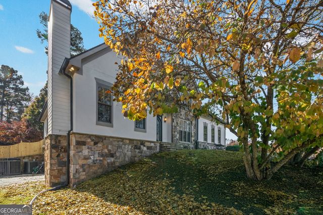 4825 Winding Rose Drive, Suwanee, GA 30024