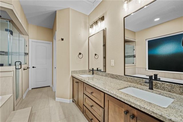 3516 S Climax Drive, Edinburg, TX 78542