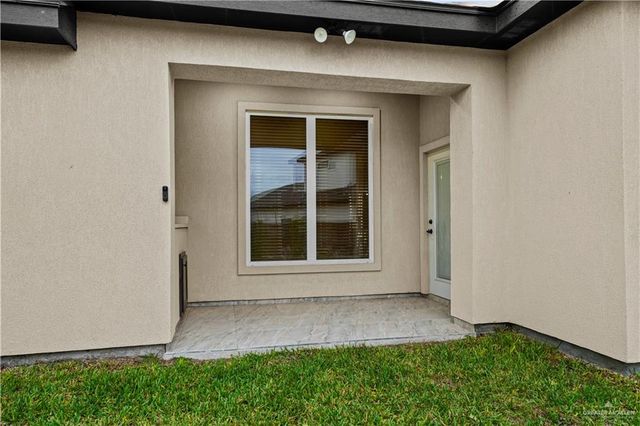 3516 S Climax Drive, Edinburg, TX 78542