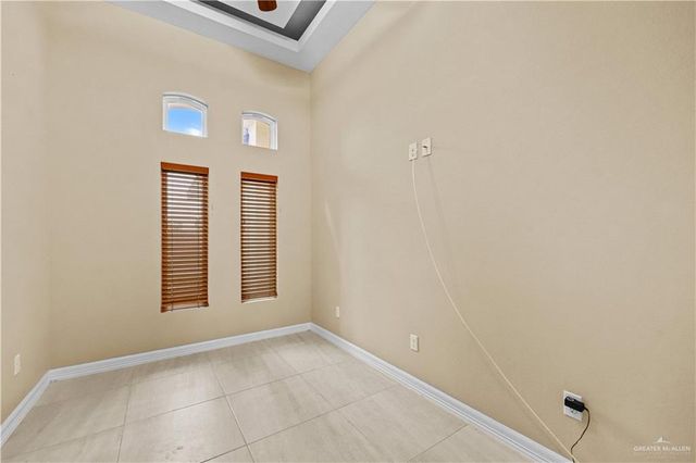 3516 S Climax Drive, Edinburg, TX 78542