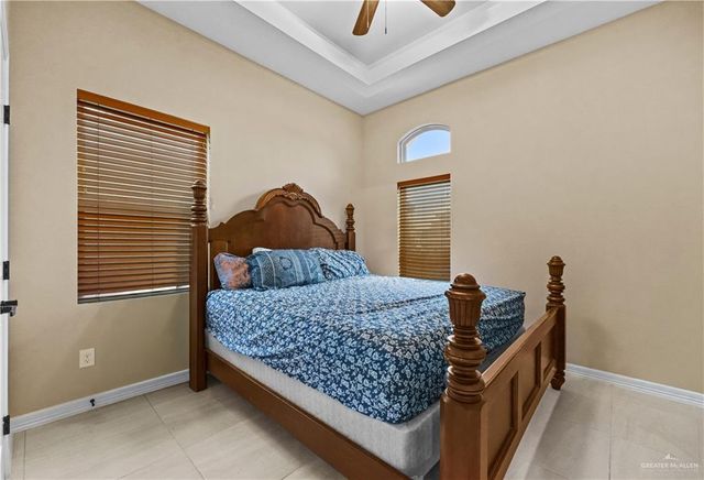 3516 S Climax Drive, Edinburg, TX 78542