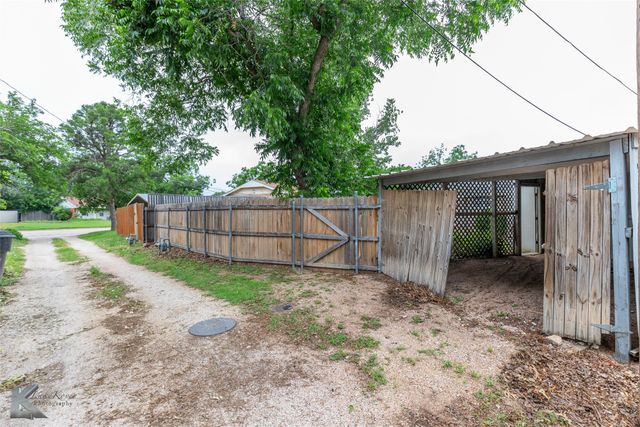 25 Spears Circle, Abilene, TX 79601