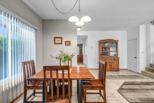 2334 Summerhill Dr, Encinitas, CA 92024