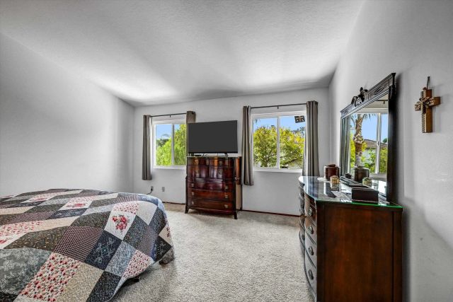 2334 Summerhill Dr, Encinitas, CA 92024