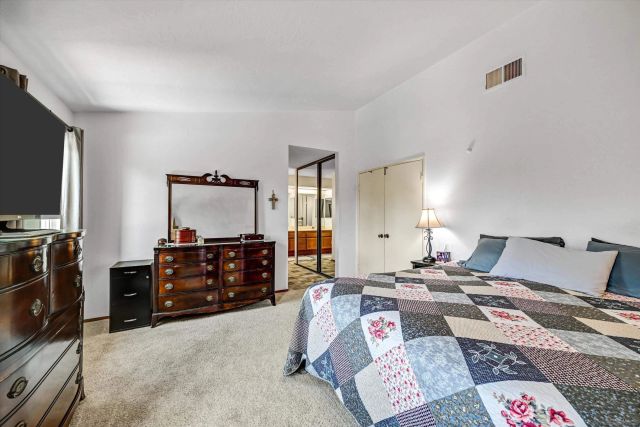 2334 Summerhill Dr, Encinitas, CA 92024
