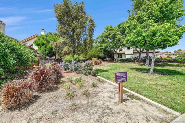 2334 Summerhill Dr, Encinitas, CA 92024