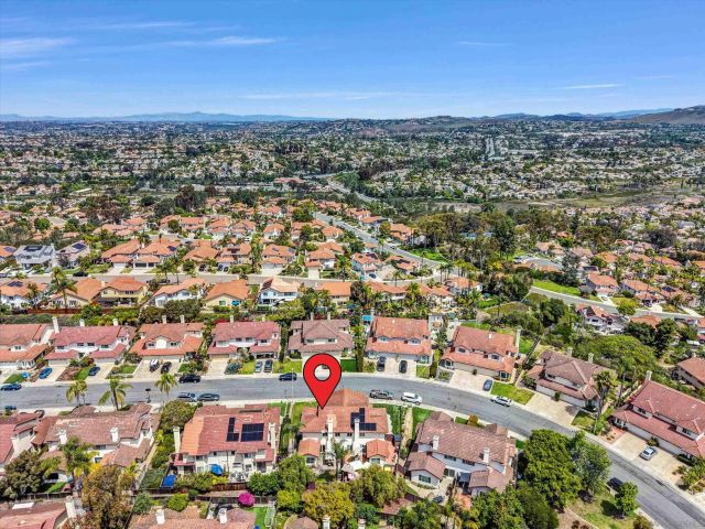 2334 Summerhill Dr, Encinitas, CA 92024