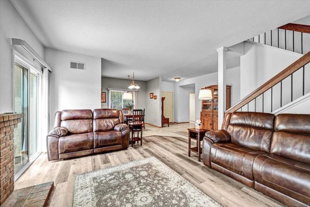 2334 Summerhill Dr, Encinitas, CA 92024