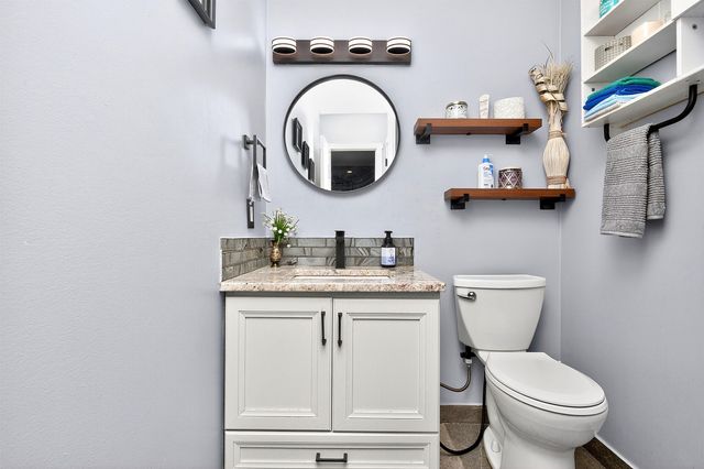 10448 Donna Bella None, Clive, IA 50325