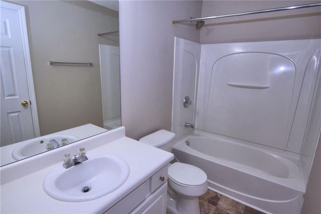3833 Pleasant Oaks Drive, Lawrenceville, GA 30044
